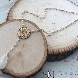 Four leaf clover necklace. Irish necklace with gorgeous Moonstone & pearl beads.